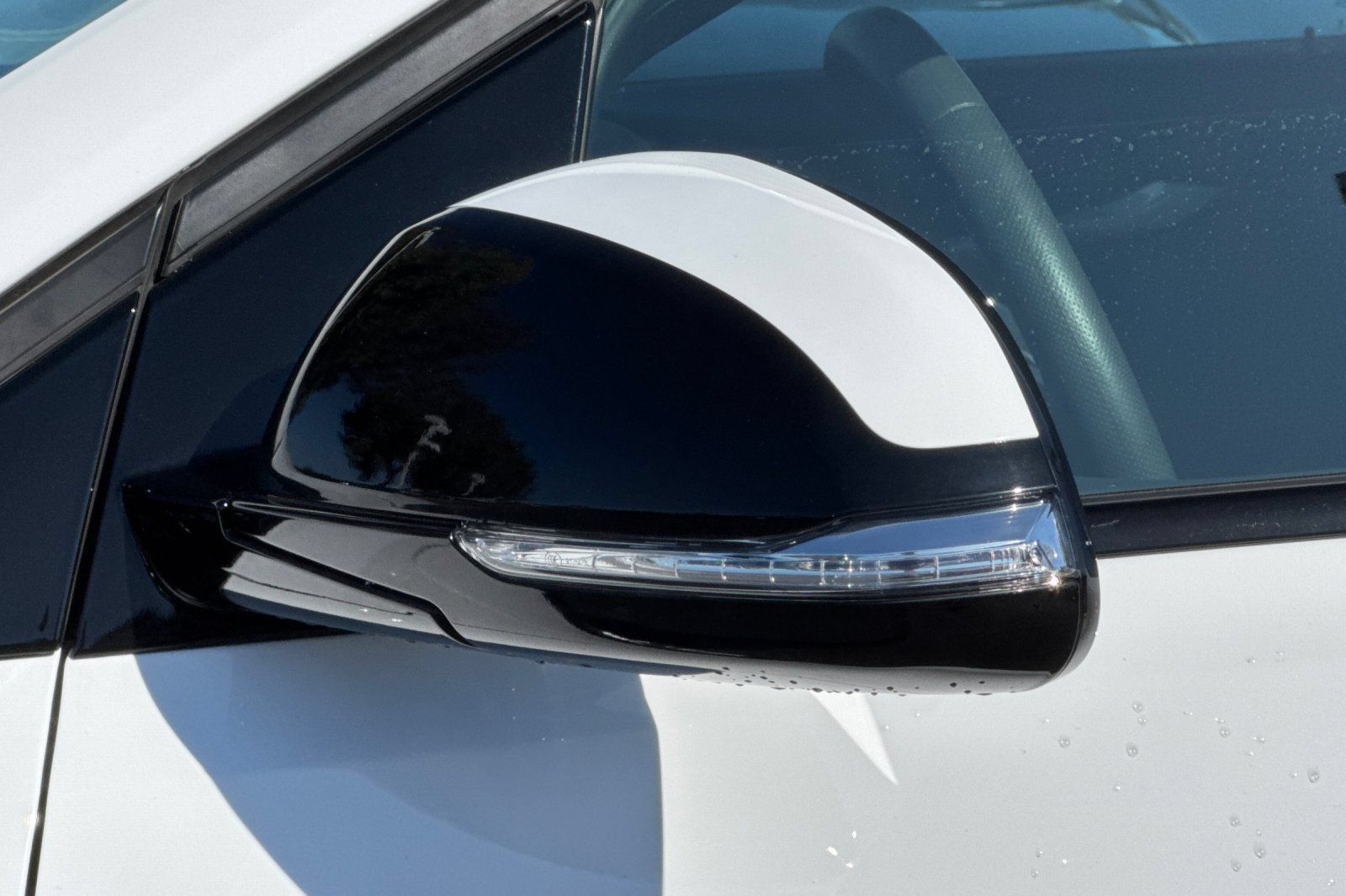 Used 2023 Chevrolet Bolt EUV LT FWD image 50
