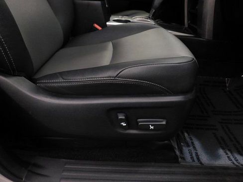 Used 2021 Toyota 4Runner SR5 Premium image 33