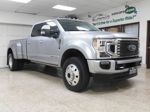 Used 2021 Ford F450 Limited w/ FX4 Off-Road Package AWD/4WD image 5