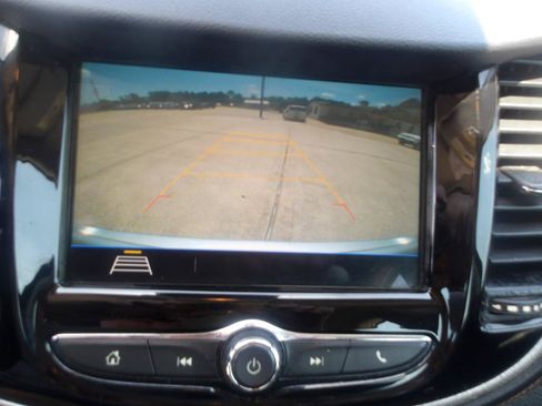 Used 2018 Chevrolet Trax LS FWD image 23