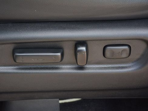 Used 2025 Honda Ridgeline TrailSport image 12