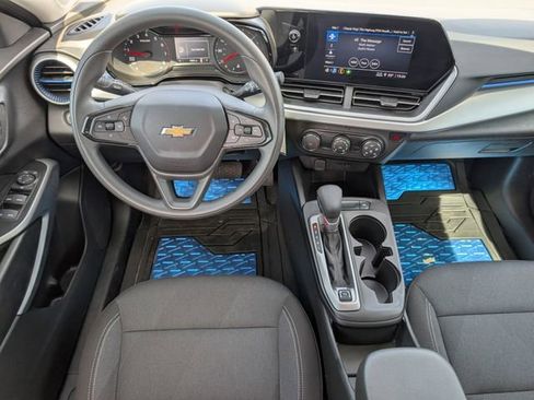 Used 2026 Chevrolet Trax LS w/ Driver Confidence Package image 6