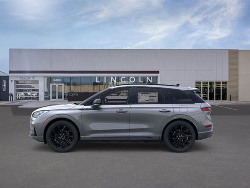 New 2025 Lincoln Corsair Reserve w/ Jet Appearance Package image 3