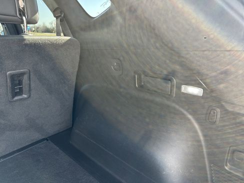 Used 2021 Chevrolet Blazer RS w/ Enhanced Convenience Package image 28