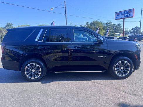 Used 2025 Chevrolet Tahoe LT w/ Comfort Package AWD/4WD image 2