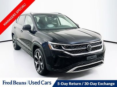 Used 2022 Volkswagen Taos SEL w/ Panoramic Sunroof Package