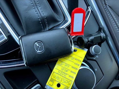 Certified 2025 MAZDA CX-5 Signature image 13