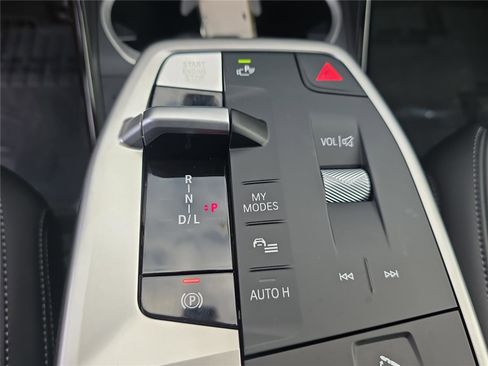 Used 2025 BMW X1 xDrive28i image 20