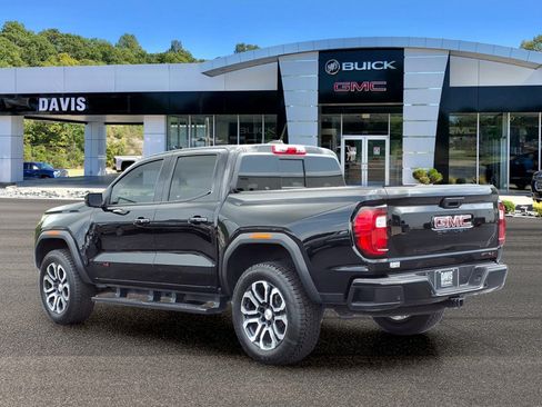 Used 2024 GMC Canyon AT4 w/ Canyon Safety Plus Package AWD/4WD image 4