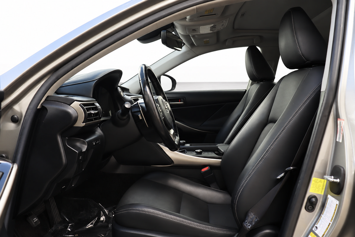 Used 2017 Lexus IS 200t RWD image 25