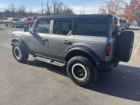 New 2025 Ford Bronco Badlands image 6