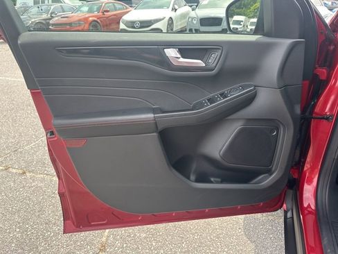 Used 2024 Ford Escape ST-Line w/ Tech Pack #1 image 24