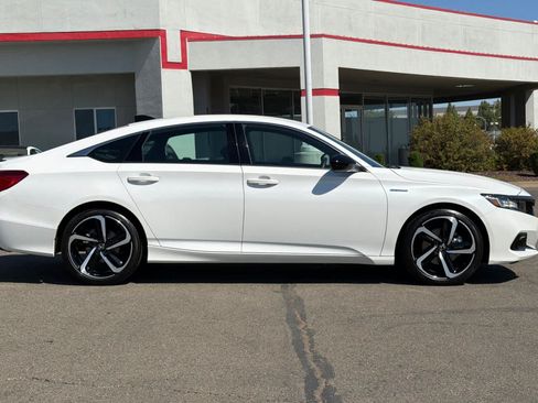 Used 2022 Honda Accord Sport image 6