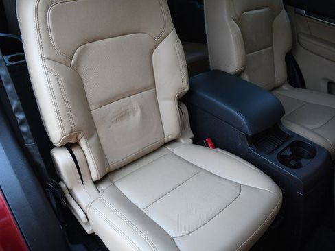 Used 2017 Ford Explorer Limited w/ Equipment Group 301A image 29