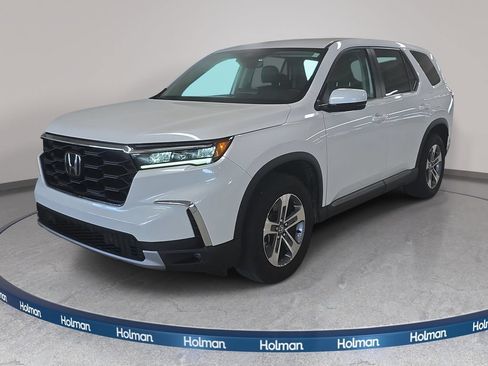 Used 2025 Honda Pilot EX-L image 1