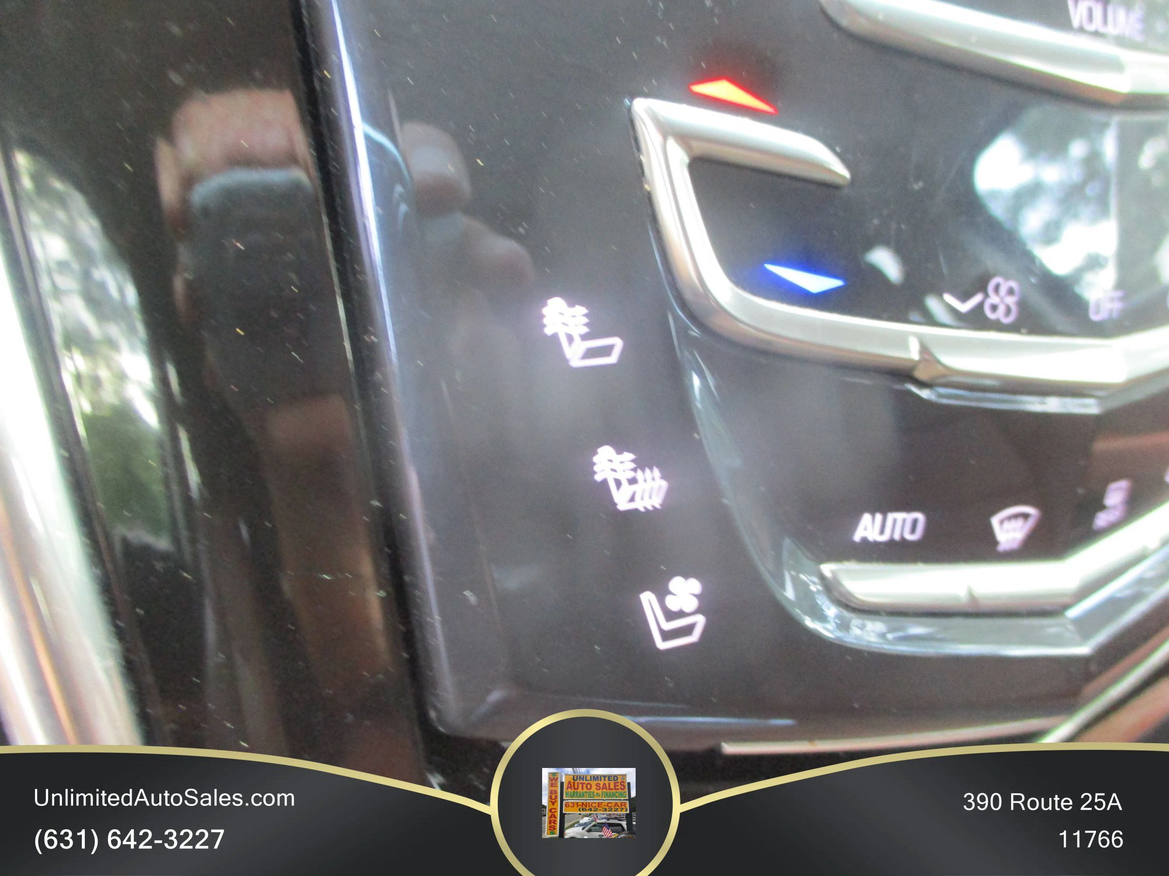 Used 2016 Cadillac Escalade ESV Luxury AWD/4WD image 14