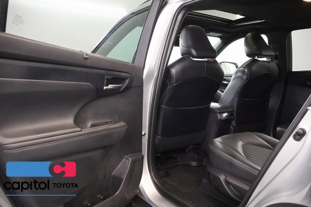 Certified 2021 Toyota Highlander XSE AWD/4WD image 31