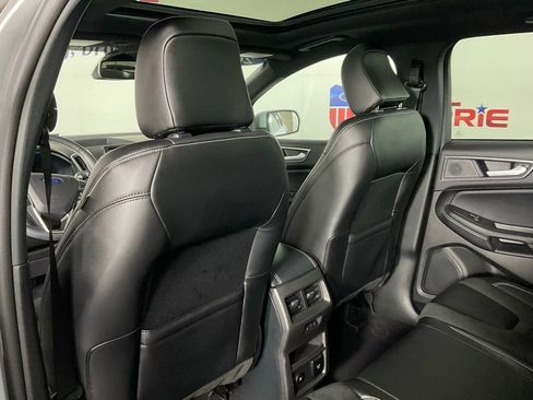 Used 2024 Ford Edge ST w/ Equipment Group 401A image 15