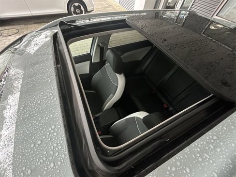 New 2026 Volkswagen Taos SE image 38