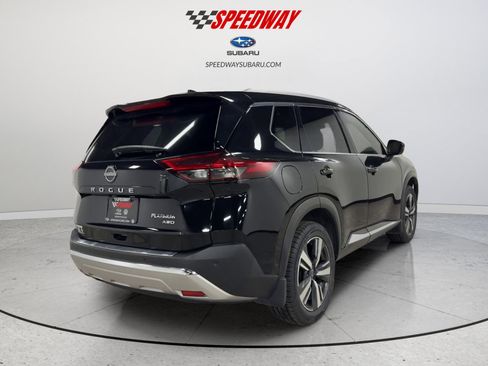Used 2022 Nissan Rogue Platinum w/ Head-Up Display Package AWD/4WD image 6