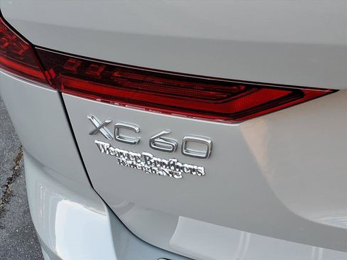New 2026 Volvo XC60 B5 Ultra w/ Protection Package Premier image 5