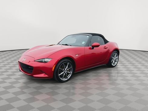 Used 2017 MAZDA MX-5 Miata Grand Touring RWD image 4