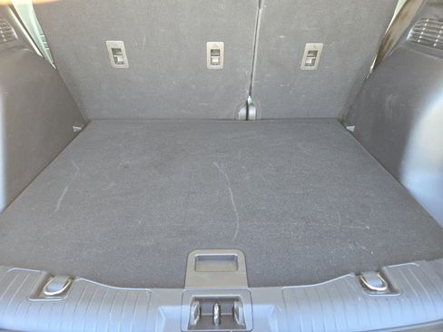 Used 2022 Ford Escape SE w/ Cold Weather Package image 30