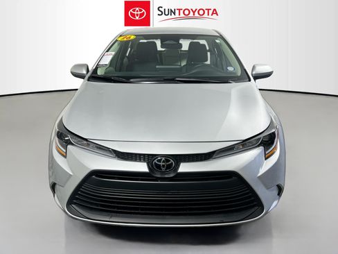 Used 2026 Toyota Corolla LE FWD image 10