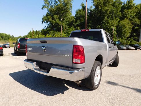 Used 2024 RAM 1500 Classic SLT AWD/4WD image 5