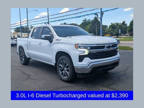 Used 2022 Chevrolet Silverado 1500 LT w/ Z71 Off-Road Package AWD/4WD image 1