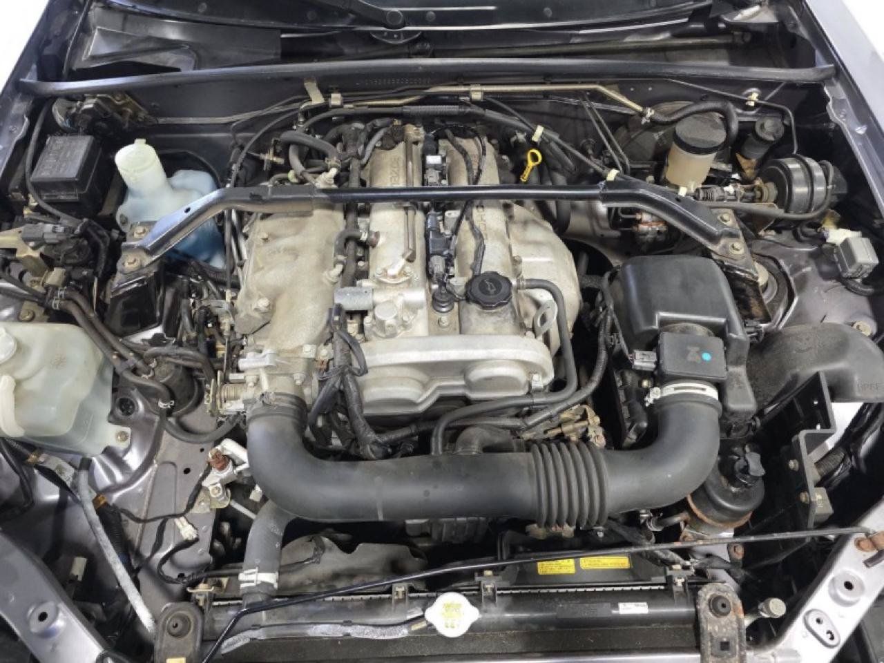 Used 2003 MAZDA MX-5 Miata RWD image 7