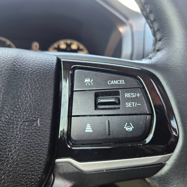 Used 2025 Honda Odyssey EX-L image 28