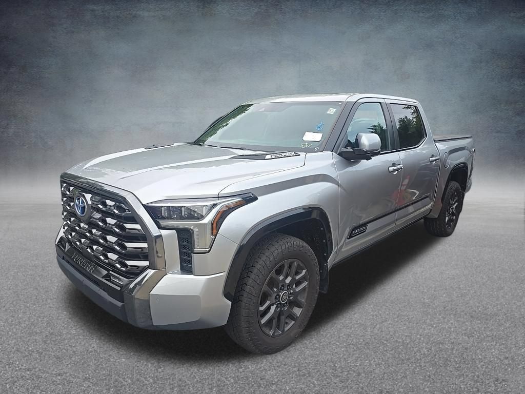 Used 2024 Toyota Tundra Platinum AWD/4WD image 4