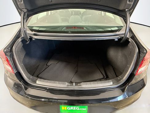 Used 2019 Hyundai Elantra SE w/ Cargo Package image 34