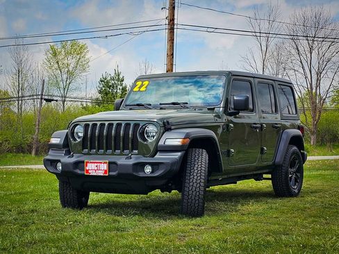Used 2022 Jeep Wrangler Unlimited Sport AWD/4WD image 7