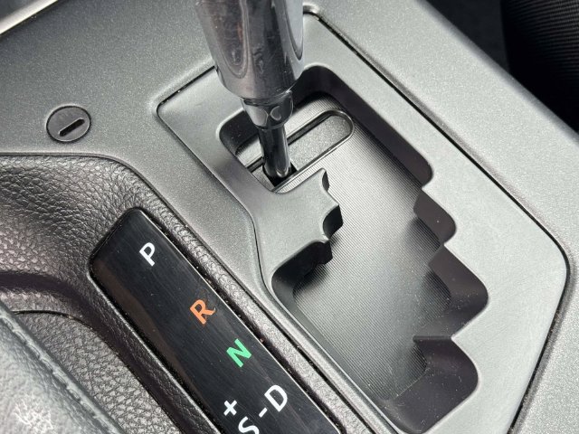 Used 2016 Toyota RAV4 LE AWD/4WD image 12