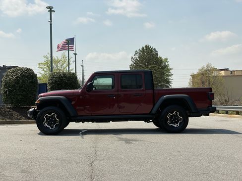 Used 2021 Jeep Gladiator Rubicon w/ Cold Weather Group image 14