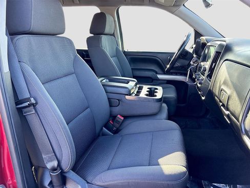 Used 2018 Chevrolet Silverado 1500 LT w/ All Star Edition image 27