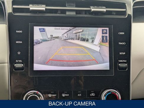 Certified 2024 Hyundai Tucson SE image 26