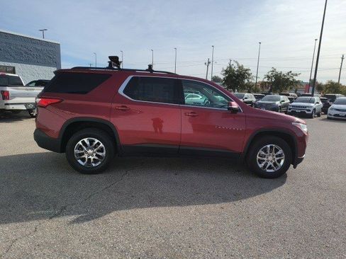 Used 2019 Chevrolet Traverse LT image 6