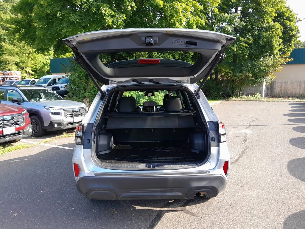 Used 2026 Subaru Forester Premium AWD/4WD image 30