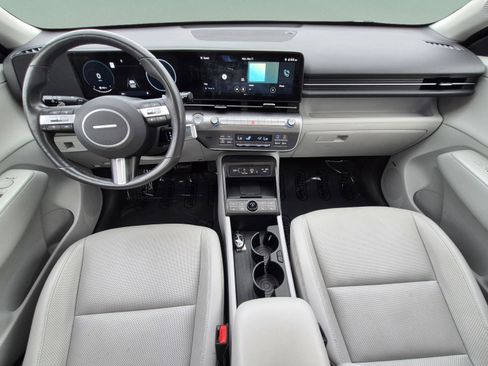 Certified 2024 Hyundai Kona Limited AWD/4WD image 11