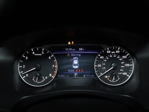 Used 2024 Nissan Altima 2.5 SV FWD image 24