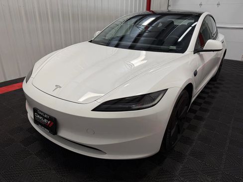 Used 2024 Tesla Model 3 Long Range RWD image 10