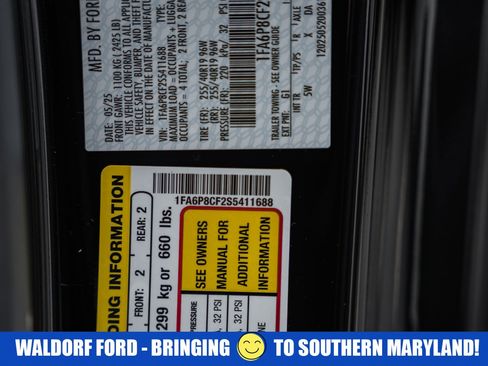 Used 2025 Ford Mustang GT Premium image 38