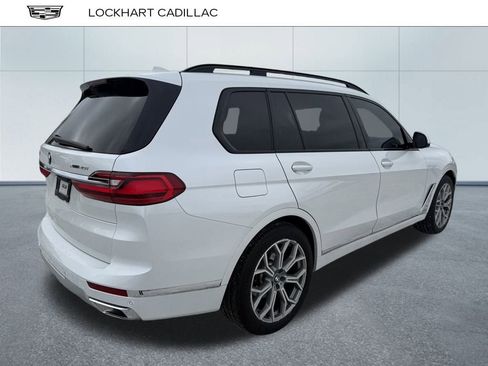 Used 2022 BMW X7 xDrive40i w/ Luxury Seating Package image 3