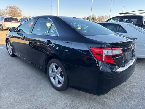 Used 2012 Toyota Camry SE image 7