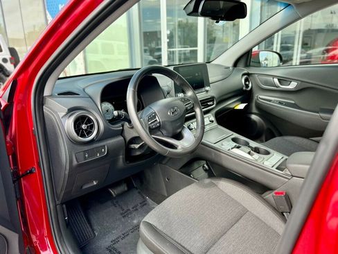 Used 2022 Hyundai Kona SEL w/ Convenience Package image 14