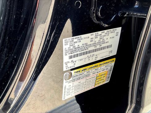 Used 2020 Ford Expedition XLT w/ Equipment Group 202A image 34