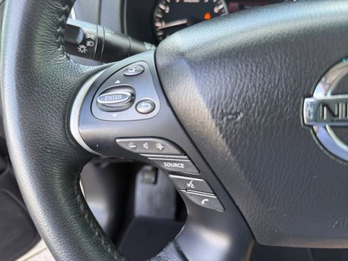 Used 2015 Nissan Pathfinder SL w/ SL Premium Package FWD image 26